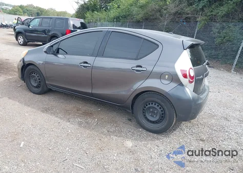 2012 Toyota Prius C One из США, поврежденный, VIN JTDKDTB3XC1512482